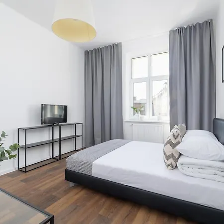 2-bedroom - Dluga 65 *