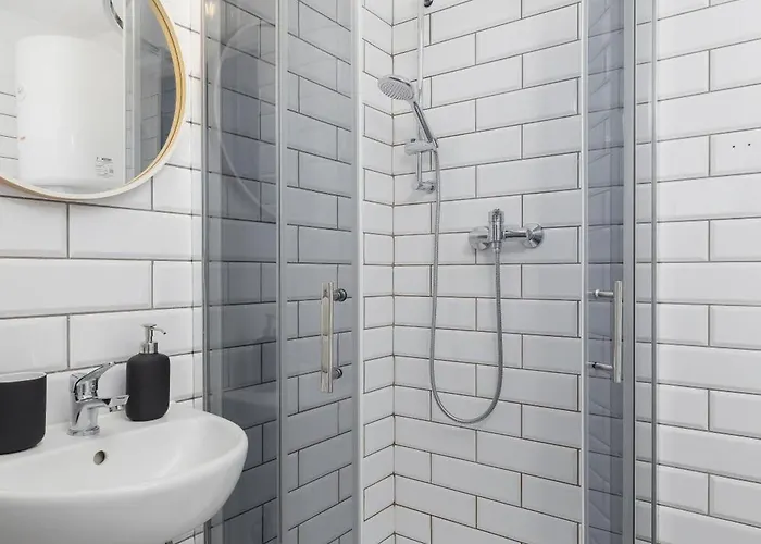 Appartamento 2-bedroom - Dluga 65 *